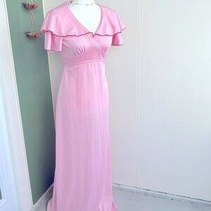 Vintage 70s Union Made Pink Flutter Sleeve Dress